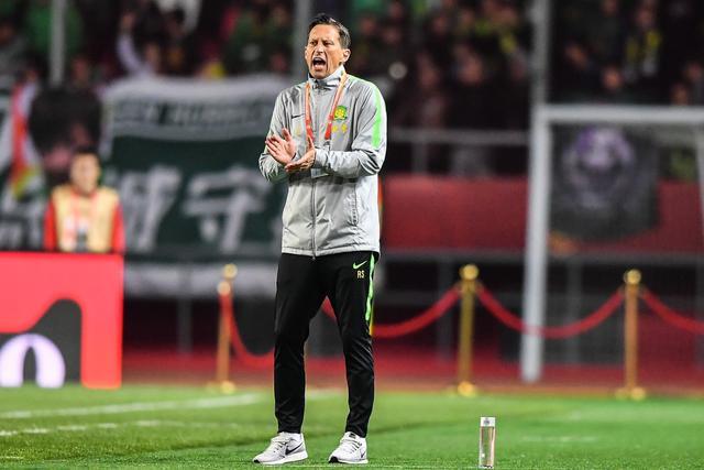 2023中国篮球名人堂开启 9人+2集体得到举荐